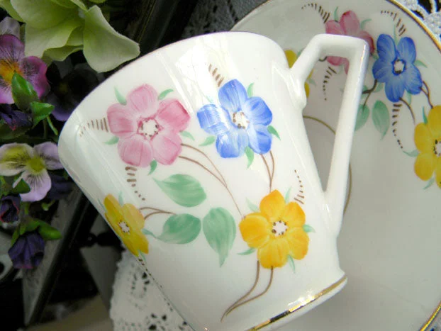 mugs for hot drinks on the go-Phoenix China, Art Deco Teacup & Saucer, Hand Painted, Dainty Florals 7878