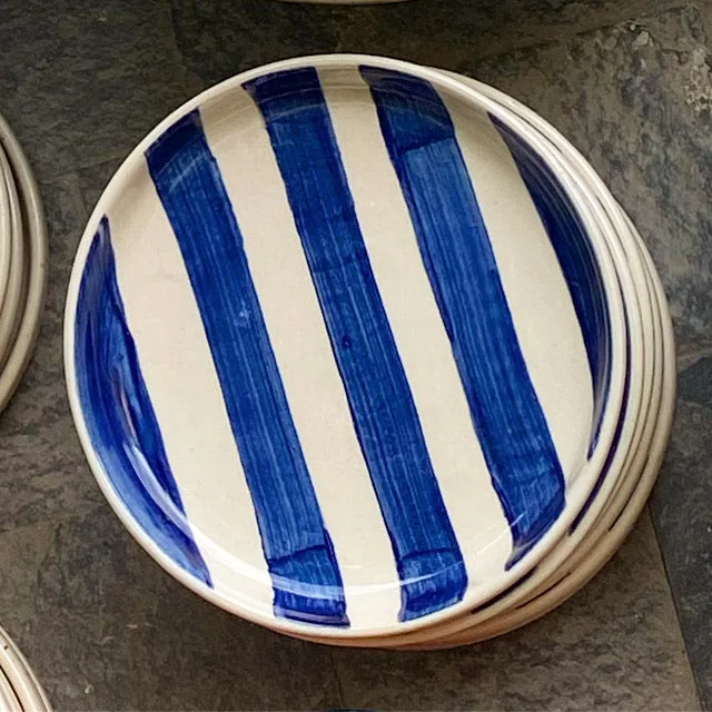 best dinnerware for restaurant use-6” Hampton plate blue stripes