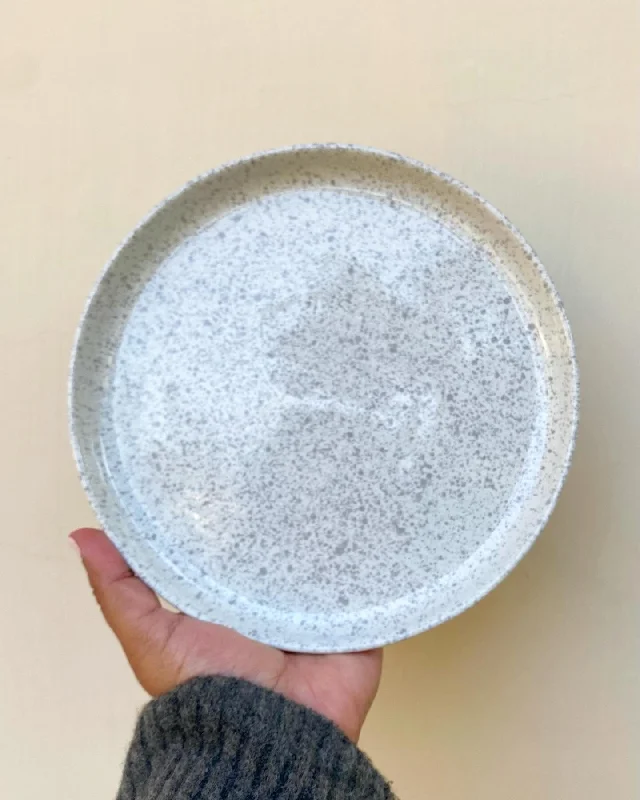 sustainable tableware for dinners-Sauté 8” Hampton plate