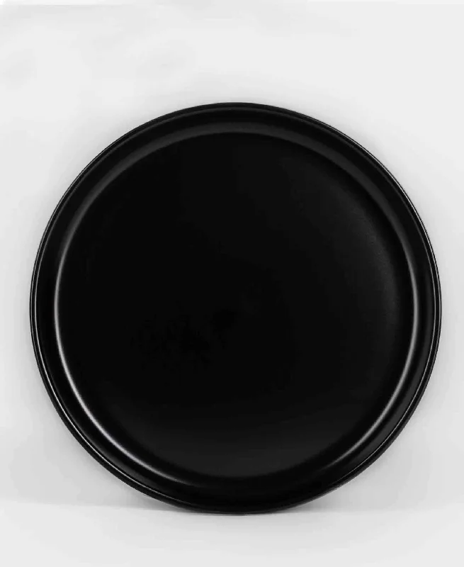 minimalistic dinnerware sets for apartments-Jenna Clifford Flat Stackable Dinner Plate - Black