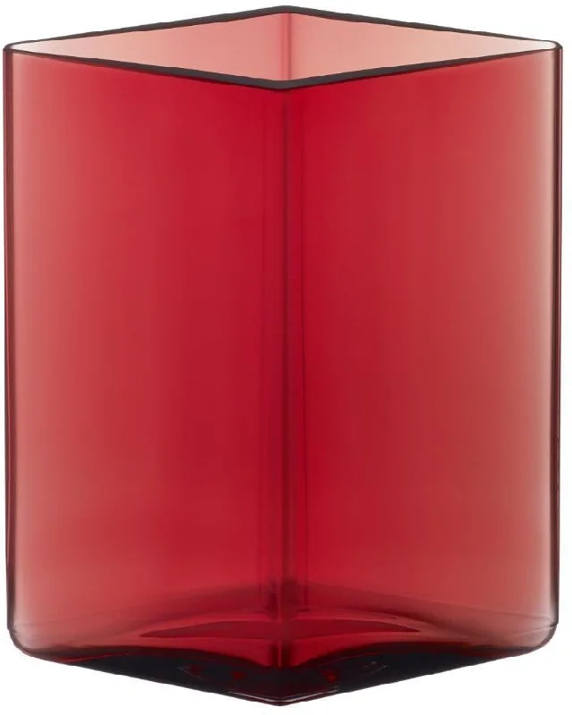 Handcrafted vases for modern decor -Iittala Ruutu Vase Cranberry, 15cm