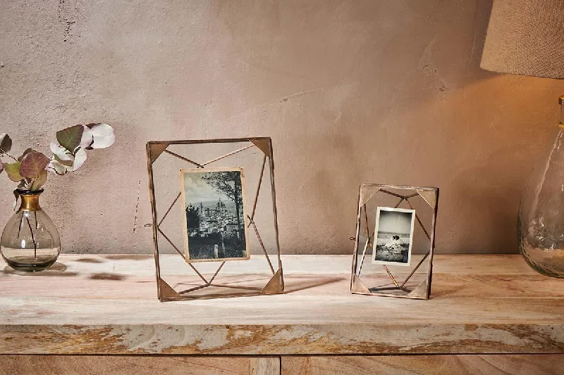 Modern minimalist vases for home -Mima Iron Photo Frames